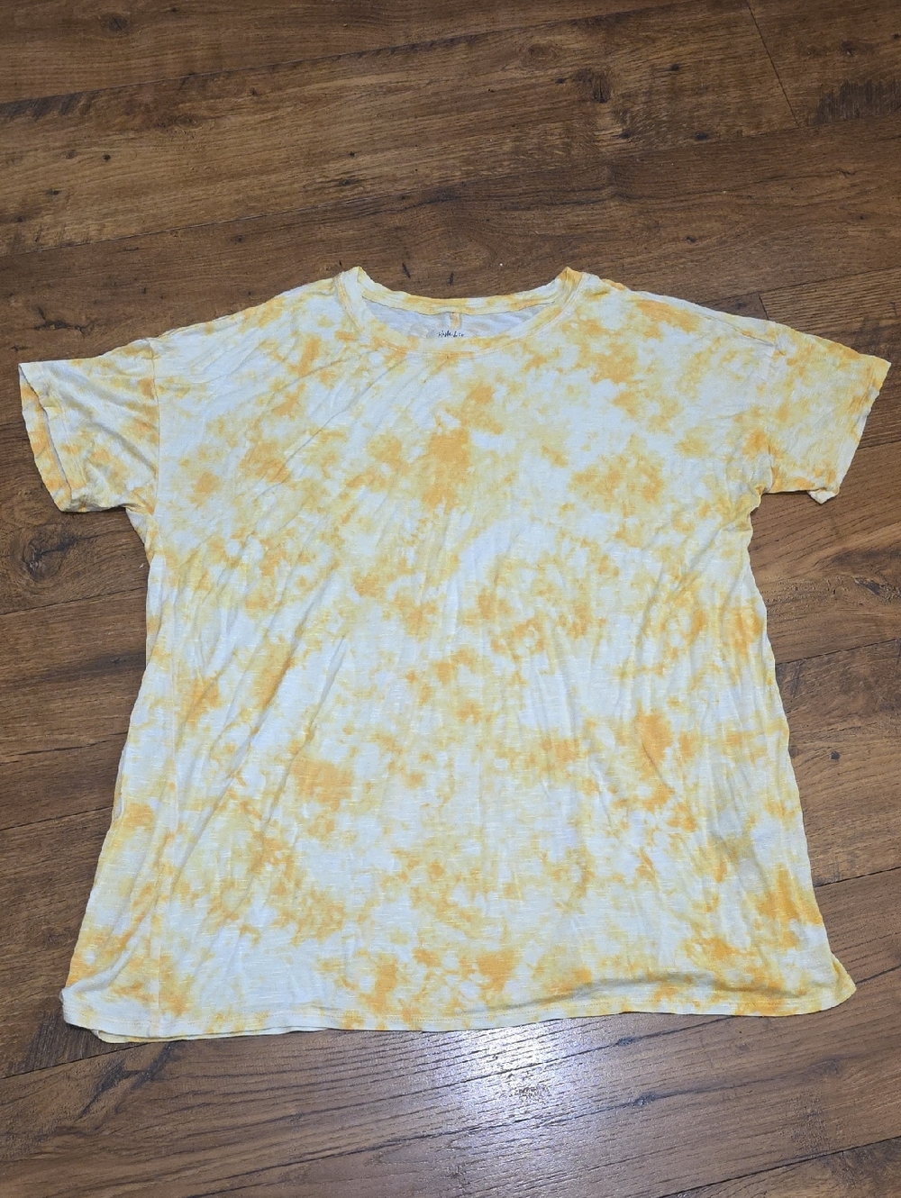 Style & Co Yellow and White Tie-Dye Tee